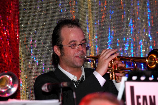 min 2005 11 12 fous swing 074